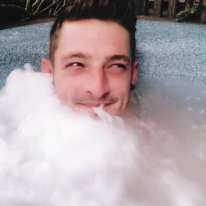 Meet your Posher, Jonathan